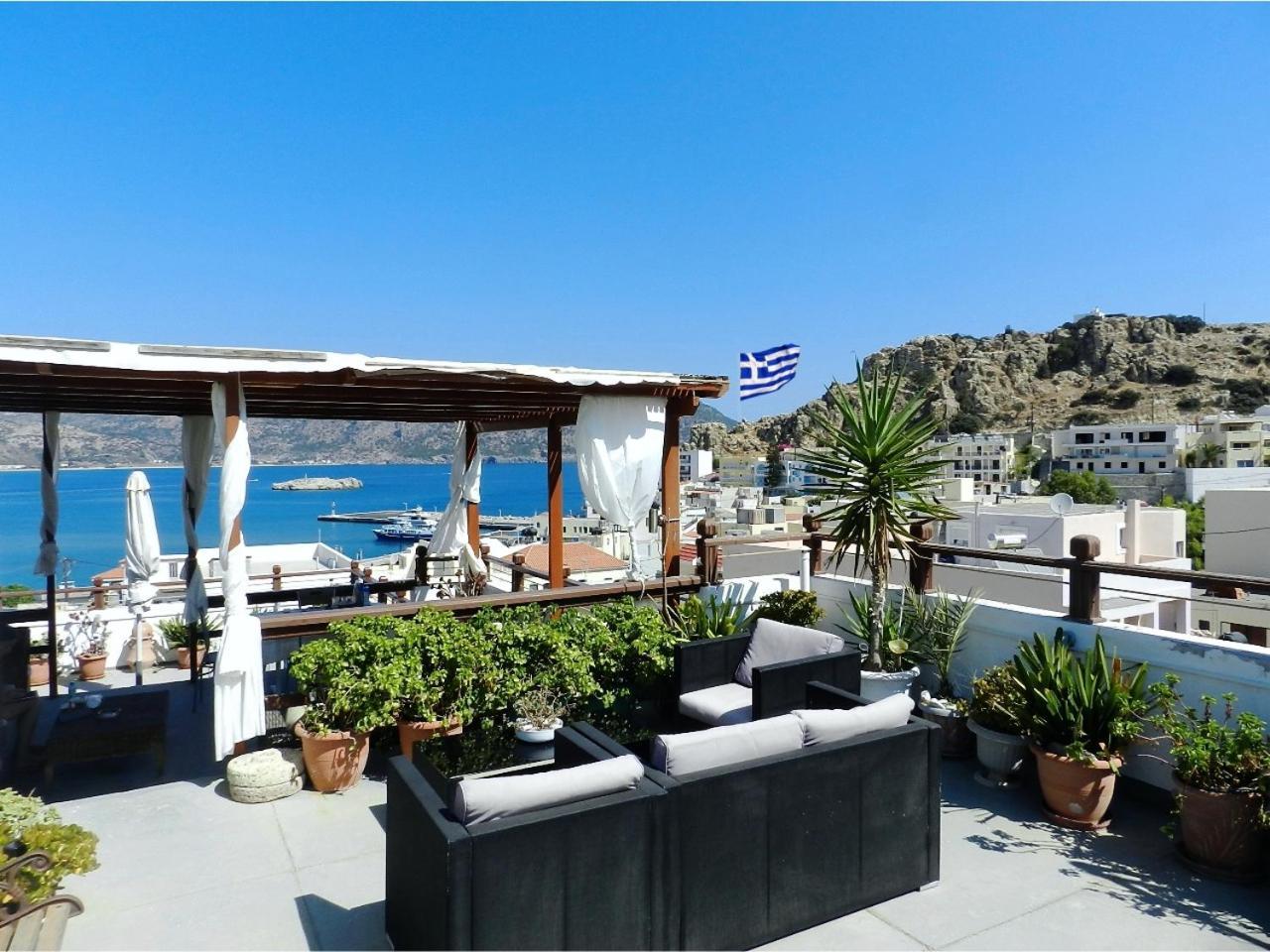 Odyssey Hotel Apartments Karpathos Bagian luar foto